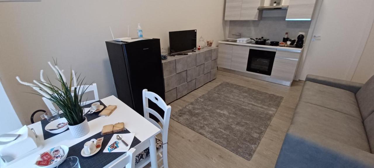 Apartamento La Casa Di Peppe Bari Exterior foto